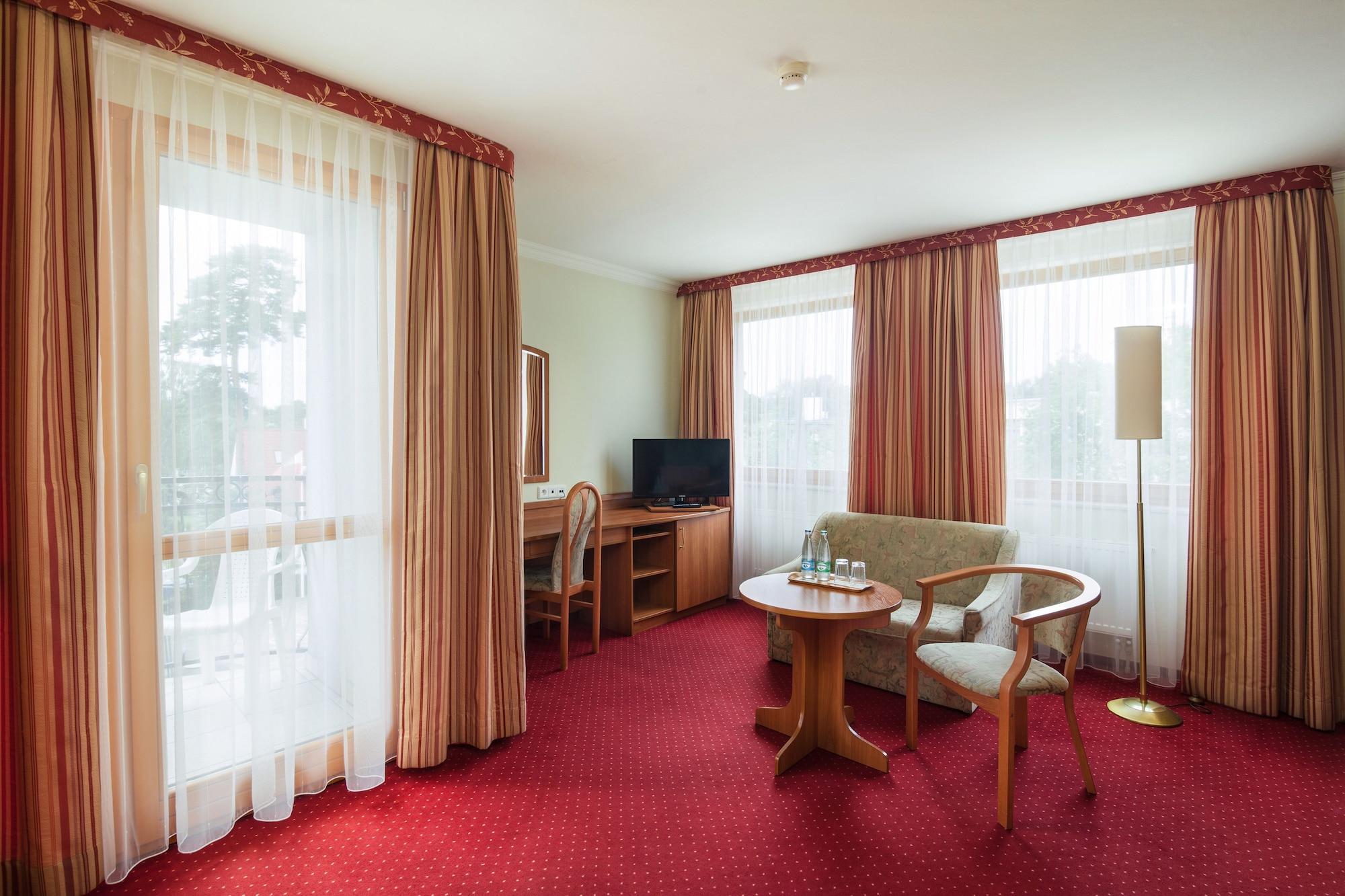Hotel Bartan Gdansk Seaside エクステリア 写真